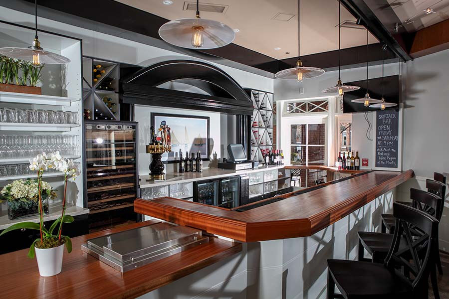 The Tidewater 3* Easton